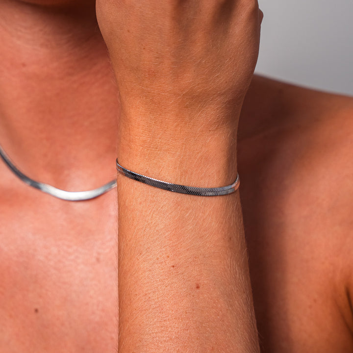 Serpent-Inspired Sarya Bracelet