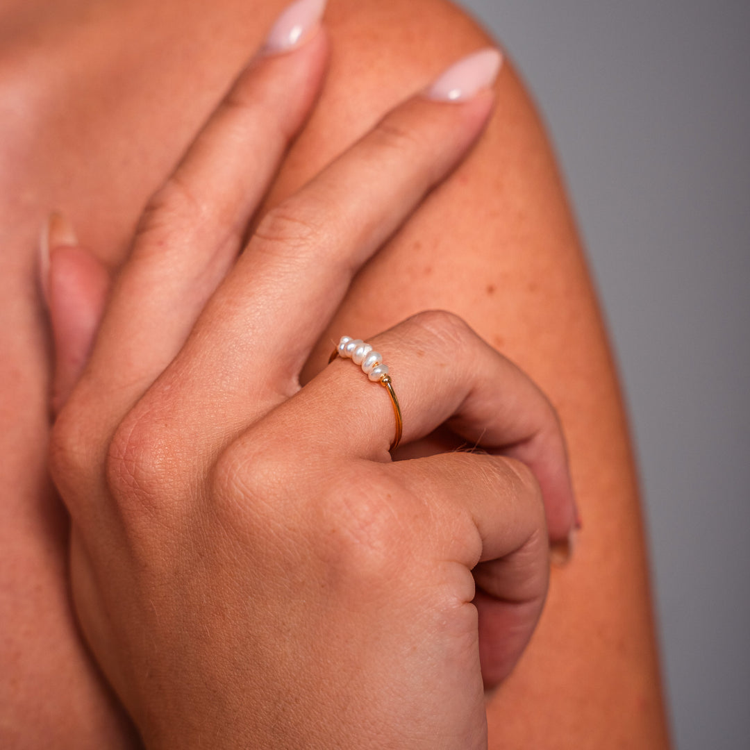 Petite Pearl Ring